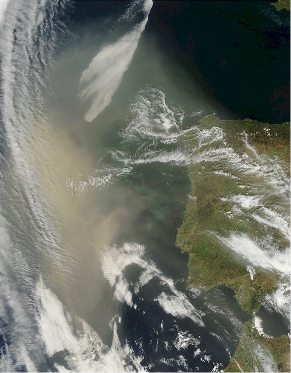Saharan Dust Hangs Off Portugal