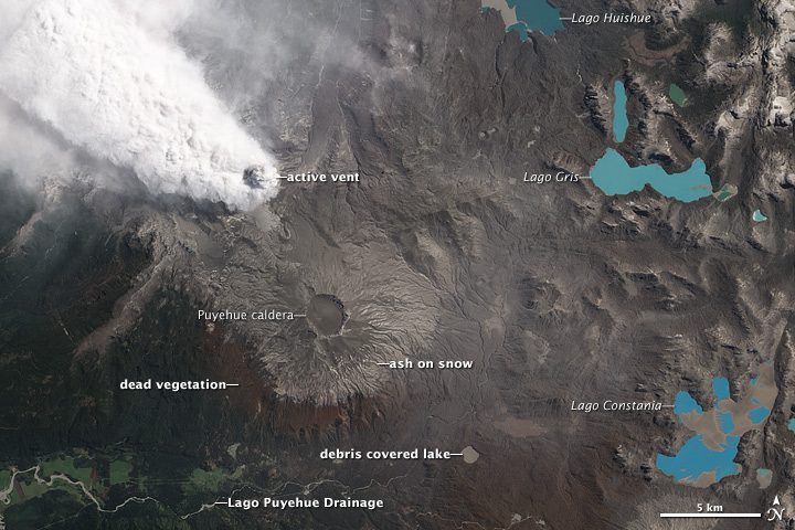 Stubborn Chile Volcano Rumbles On