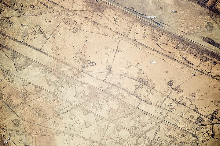 Fierce Fortifications Visible on the Iraq-Iran Border
