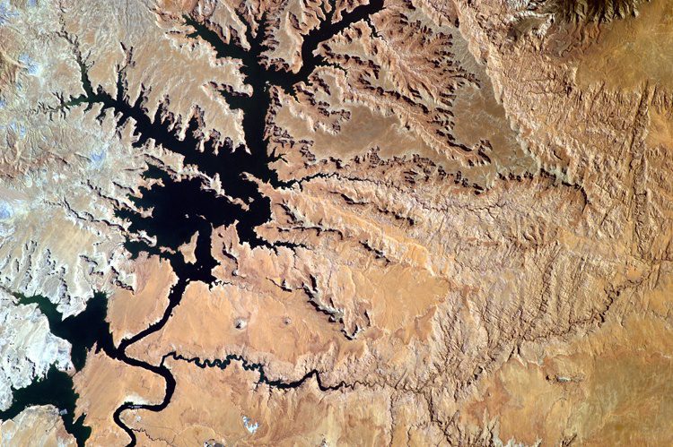 Student-Controlled EarthKAM Photographs Lake Powell
