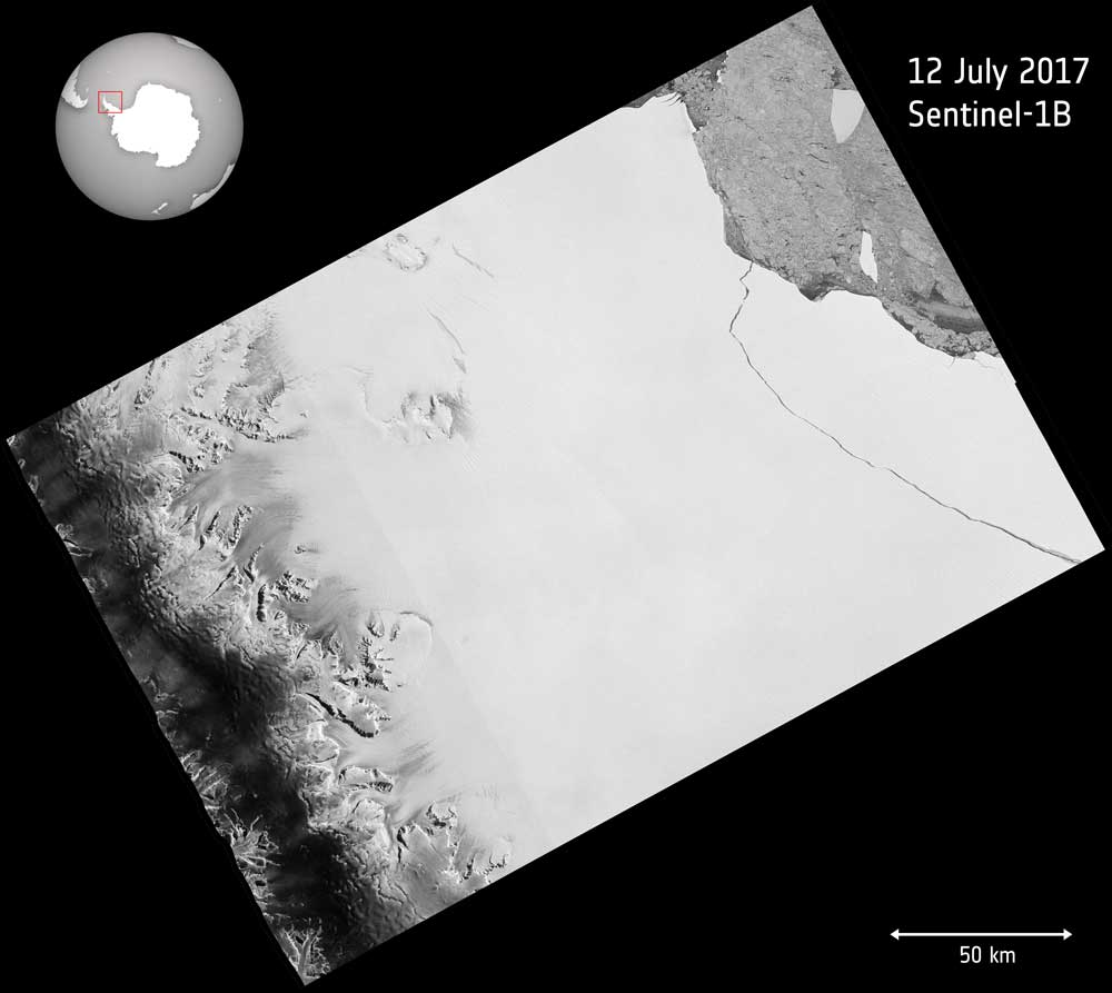 Satellites Capture Break-Off of Massive Iceberg in Antarctica