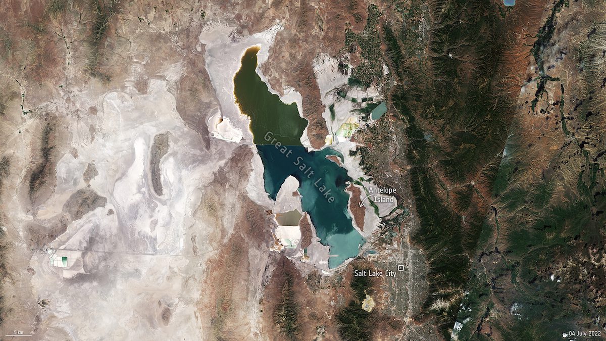 Great_Salt_Lake_from_1985_to_2022